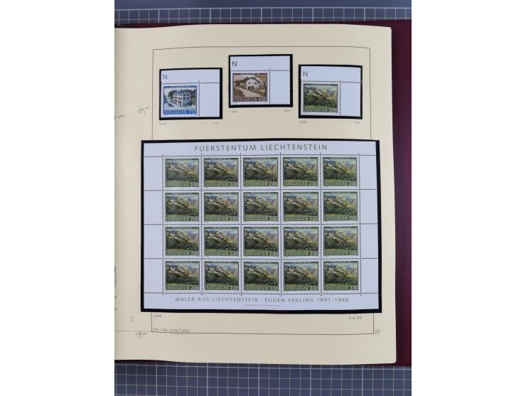 1996/2015, postfrische und gestempelte, in den Hauptnummern überkomplette Sammlung, in 18 Alben, fast alles in beiden Erhaltu