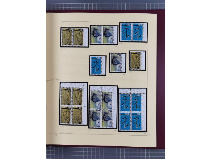 1996/2015, postfrische und gestempelte, in den Hauptnummern überkomplette Sammlung, in 18 Alben, fast alles in beiden Erhaltu