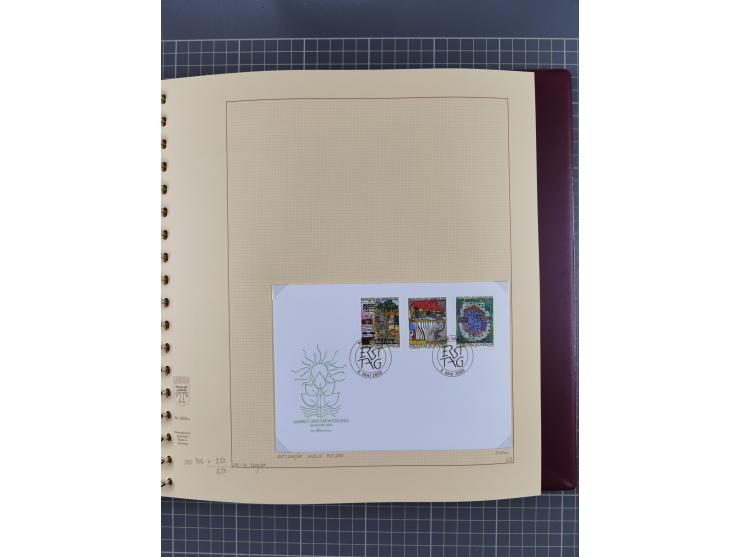 1996/2015, postfrische und gestempelte, in den Hauptnummern überkomplette Sammlung, in 18 Alben, fast alles in beiden Erhaltu
