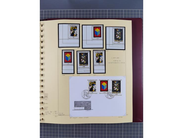 1996/2015, postfrische und gestempelte, in den Hauptnummern überkomplette Sammlung, in 18 Alben, fast alles in beiden Erhaltu