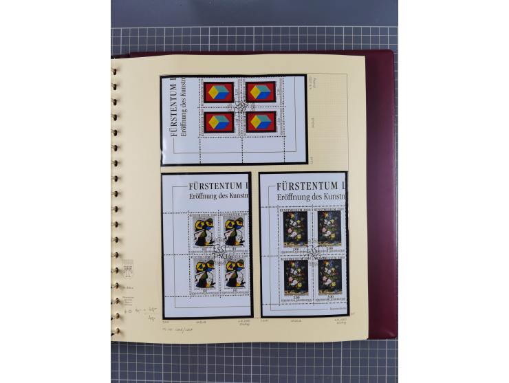 1996/2015, postfrische und gestempelte, in den Hauptnummern überkomplette Sammlung, in 18 Alben, fast alles in beiden Erhaltu