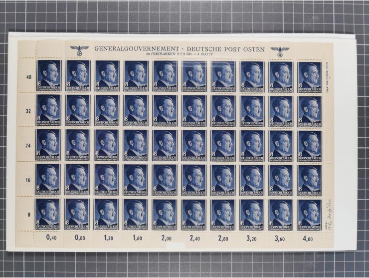 1941, Hitler 2-48 Gr., postfrischer Bogensatz, überkomplett, dabei verschiedene Formnummern und Oberrand durchgezähnt bzw. ni