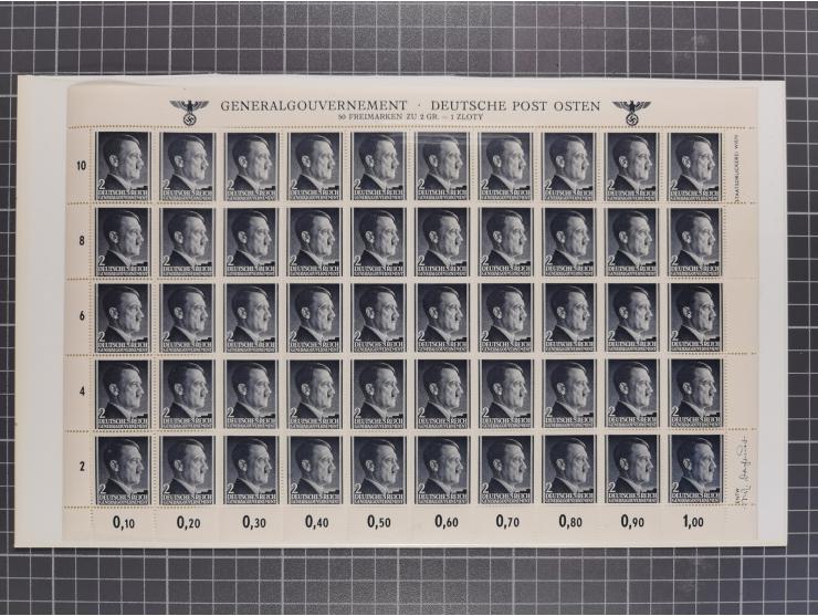 1941, Hitler 2-48 Gr., postfrischer Bogensatz, überkomplett, dabei verschiedene Formnummern und Oberrand durchgezähnt bzw. ni