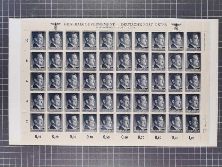1941, Hitler 2-48 Gr., postfrischer Bogensatz, überkomplett, dabei verschiedene Formnummern und Oberrand durchgezähnt bzw. ni