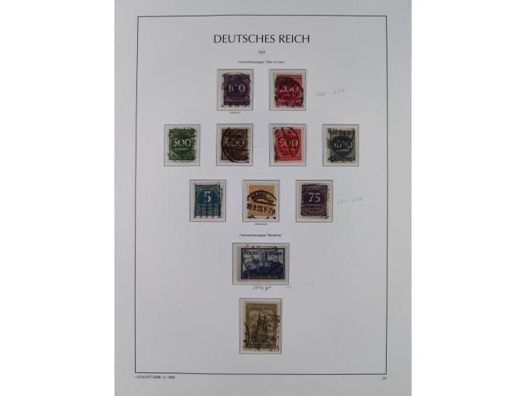 1872/1945, reichhaltige gestempelte Sammlung in 3 Bänden, dabei Brustschilde mit u.a. 21b und 27b + c, danach Mi. 66 (3), 78 