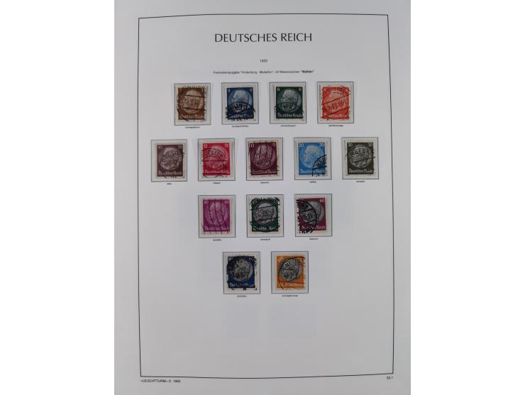 1872/1945, reichhaltige gestempelte Sammlung in 3 Bänden, dabei Brustschilde mit u.a. 21b und 27b + c, danach Mi. 66 (3), 78 