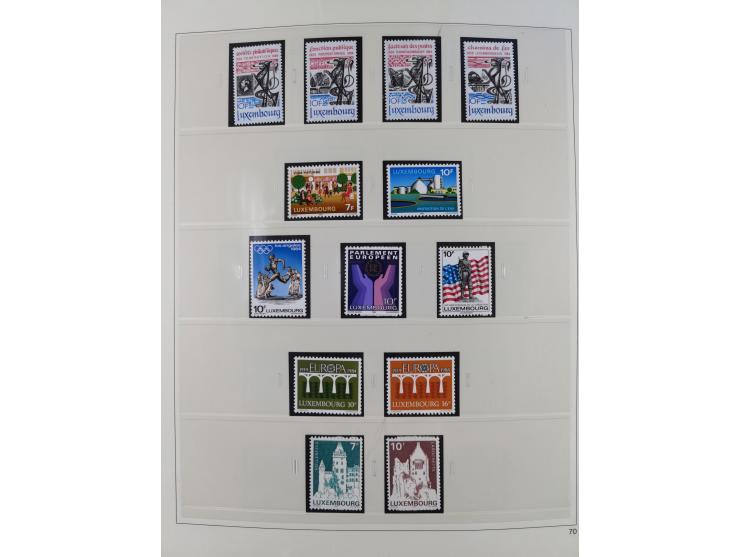 1945/98, mint never hinged, in the main catalogue numbers apparently complete collection, good condition, in two hingeless al