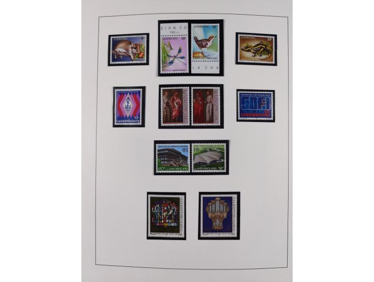 1945/98, mint never hinged, in the main catalogue numbers apparently complete collection, good condition, in two hingeless al