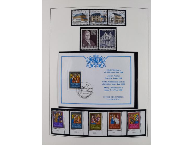 1945/98, mint never hinged, in the main catalogue numbers apparently complete collection, good condition, in two hingeless al