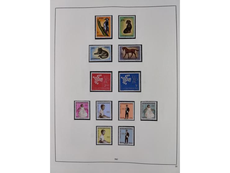 1945/98, mint never hinged, in the main catalogue numbers apparently complete collection, good condition, in two hingeless al