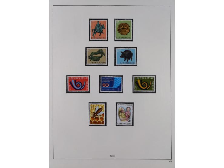 1945/98, mint never hinged, in the main catalogue numbers apparently complete collection, good condition, in two hingeless al