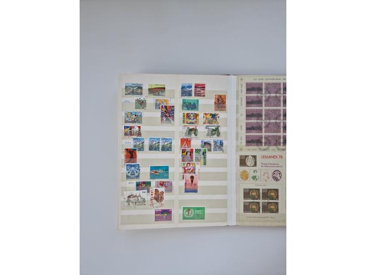 1850/1990, meist gestempelte und teils postfrische Sammlung ab Strubel und Helvetia, dabei u.a. Bl. 2 gestempelt, Bl. 5 postf