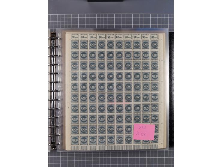 1900/23, reichhaltige und umfangreiche Bogensammlung in 9 Alben, vielfach spezialisiert nach Plattennummern, Farben und Typen