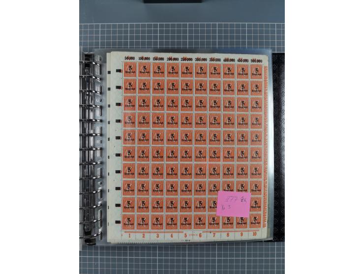 1900/23, reichhaltige und umfangreiche Bogensammlung in 9 Alben, vielfach spezialisiert nach Plattennummern, Farben und Typen