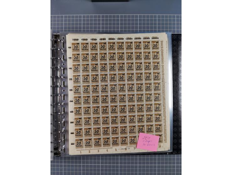 1900/23, reichhaltige und umfangreiche Bogensammlung in 9 Alben, vielfach spezialisiert nach Plattennummern, Farben und Typen