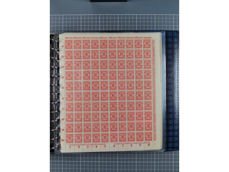 1900/23, reichhaltige und umfangreiche Bogensammlung in 9 Alben, vielfach spezialisiert nach Plattennummern, Farben und Typen