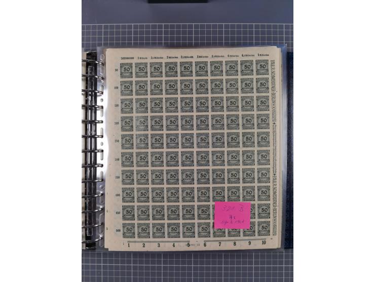 1900/23, reichhaltige und umfangreiche Bogensammlung in 9 Alben, vielfach spezialisiert nach Plattennummern, Farben und Typen