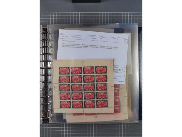 1900/23, reichhaltige und umfangreiche Bogensammlung in 9 Alben, vielfach spezialisiert nach Plattennummern, Farben und Typen