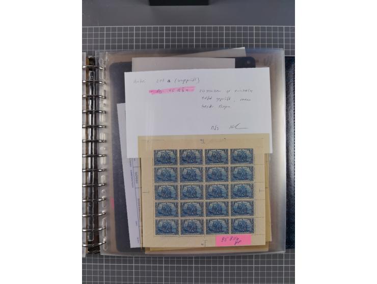 1900/23, reichhaltige und umfangreiche Bogensammlung in 9 Alben, vielfach spezialisiert nach Plattennummern, Farben und Typen