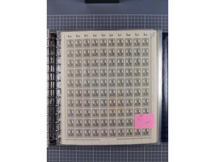 1900/23, reichhaltige und umfangreiche Bogensammlung in 9 Alben, vielfach spezialisiert nach Plattennummern, Farben und Typen