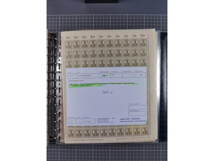 1900/23, reichhaltige und umfangreiche Bogensammlung in 9 Alben, vielfach spezialisiert nach Plattennummern, Farben und Typen