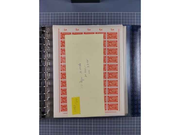 1900/23, reichhaltige und umfangreiche Bogensammlung in 9 Alben, vielfach spezialisiert nach Plattennummern, Farben und Typen