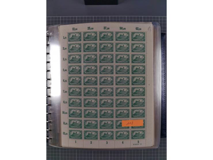 1900/23, reichhaltige und umfangreiche Bogensammlung in 9 Alben, vielfach spezialisiert nach Plattennummern, Farben und Typen