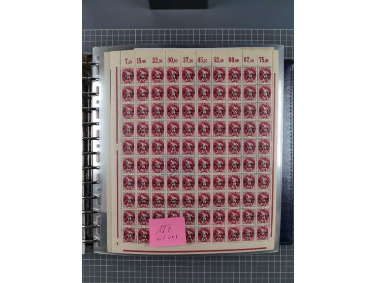 1900/23, reichhaltige und umfangreiche Bogensammlung in 9 Alben, vielfach spezialisiert nach Plattennummern, Farben und Typen