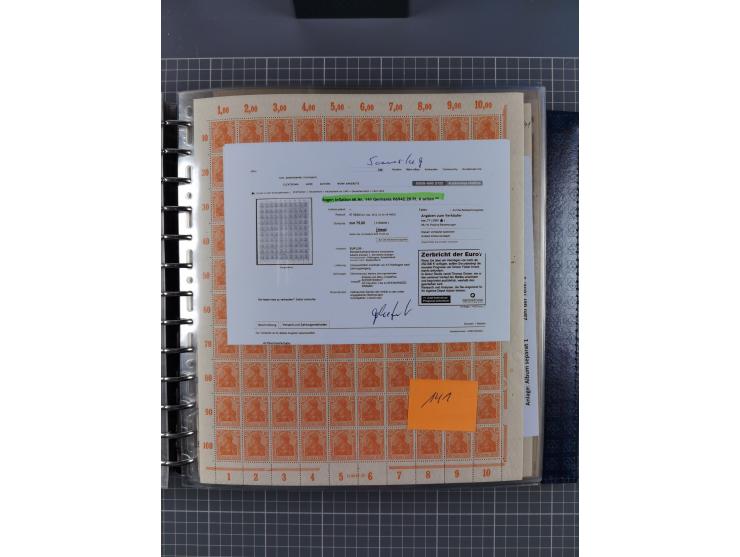 1900/23, reichhaltige und umfangreiche Bogensammlung in 9 Alben, vielfach spezialisiert nach Plattennummern, Farben und Typen