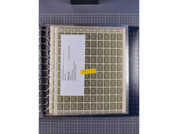 1900/23, reichhaltige und umfangreiche Bogensammlung in 9 Alben, vielfach spezialisiert nach Plattennummern, Farben und Typen