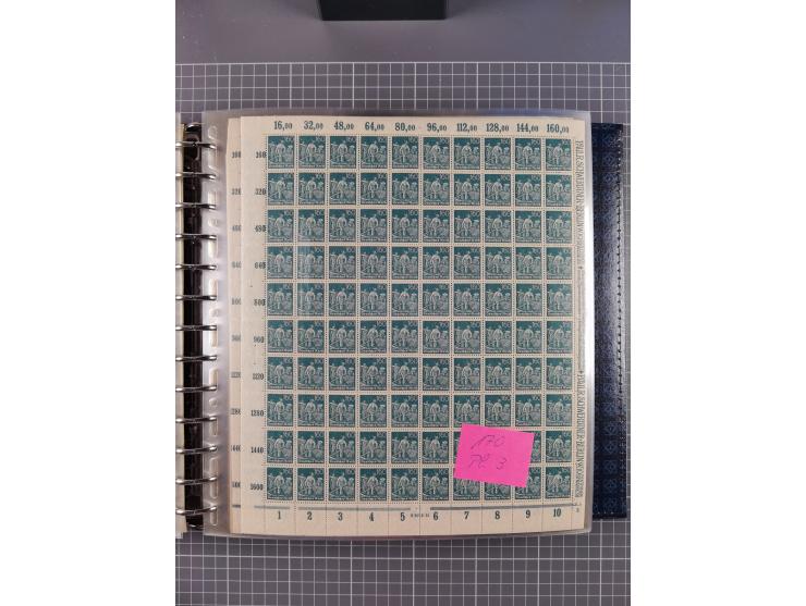 1900/23, reichhaltige und umfangreiche Bogensammlung in 9 Alben, vielfach spezialisiert nach Plattennummern, Farben und Typen