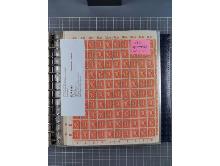 1900/23, reichhaltige und umfangreiche Bogensammlung in 9 Alben, vielfach spezialisiert nach Plattennummern, Farben und Typen