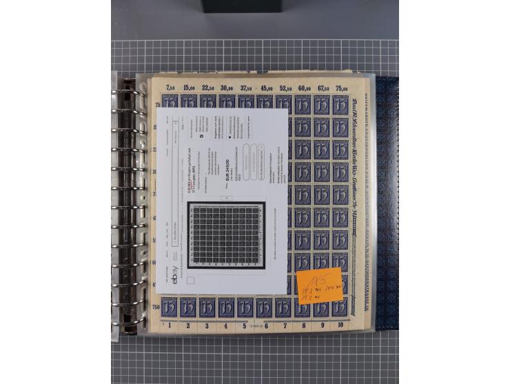 1900/23, reichhaltige und umfangreiche Bogensammlung in 9 Alben, vielfach spezialisiert nach Plattennummern, Farben und Typen