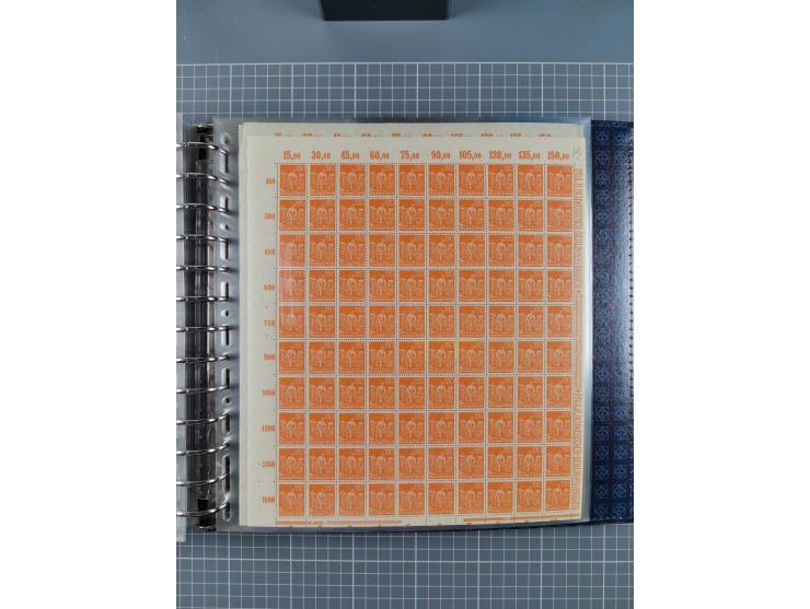 1900/23, reichhaltige und umfangreiche Bogensammlung in 9 Alben, vielfach spezialisiert nach Plattennummern, Farben und Typen