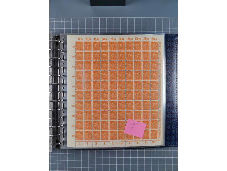 1900/23, reichhaltige und umfangreiche Bogensammlung in 9 Alben, vielfach spezialisiert nach Plattennummern, Farben und Typen