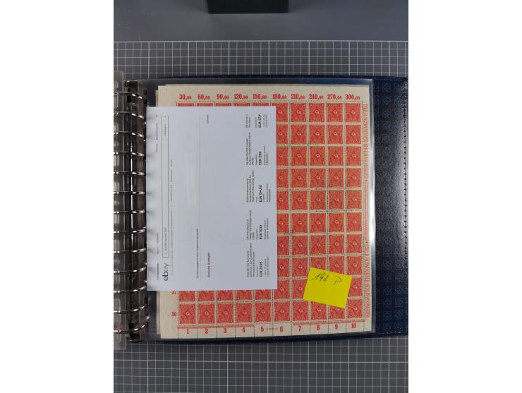 1900/23, reichhaltige und umfangreiche Bogensammlung in 9 Alben, vielfach spezialisiert nach Plattennummern, Farben und Typen