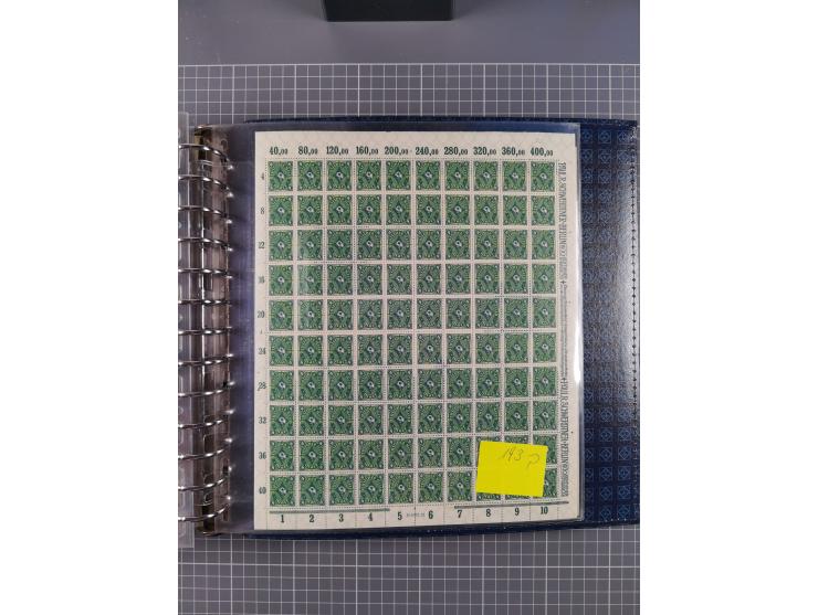 1900/23, reichhaltige und umfangreiche Bogensammlung in 9 Alben, vielfach spezialisiert nach Plattennummern, Farben und Typen