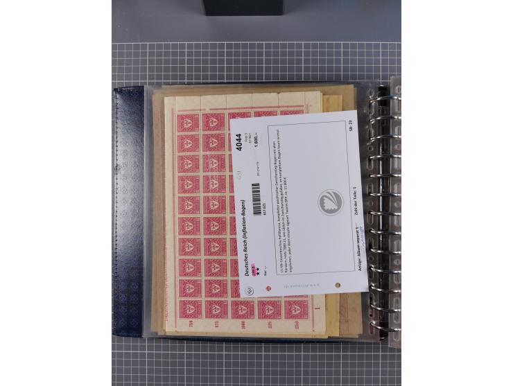 1900/23, reichhaltige und umfangreiche Bogensammlung in 9 Alben, vielfach spezialisiert nach Plattennummern, Farben und Typen