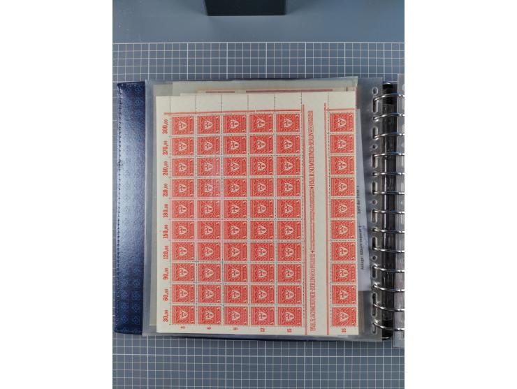 1900/23, reichhaltige und umfangreiche Bogensammlung in 9 Alben, vielfach spezialisiert nach Plattennummern, Farben und Typen