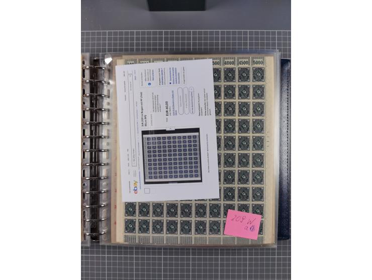 1900/23, reichhaltige und umfangreiche Bogensammlung in 9 Alben, vielfach spezialisiert nach Plattennummern, Farben und Typen