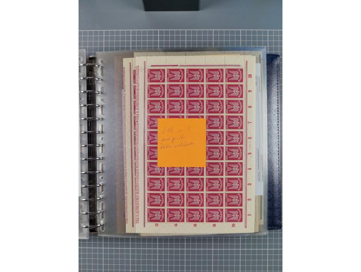1900/23, reichhaltige und umfangreiche Bogensammlung in 9 Alben, vielfach spezialisiert nach Plattennummern, Farben und Typen