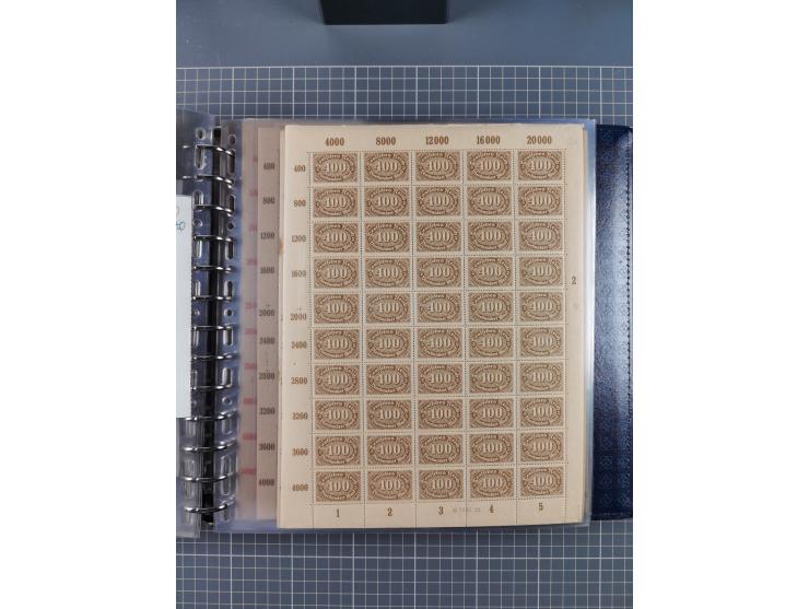 1900/23, reichhaltige und umfangreiche Bogensammlung in 9 Alben, vielfach spezialisiert nach Plattennummern, Farben und Typen