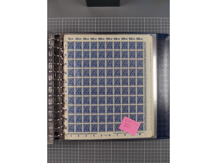 1900/23, reichhaltige und umfangreiche Bogensammlung in 9 Alben, vielfach spezialisiert nach Plattennummern, Farben und Typen