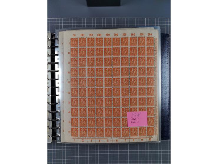 1900/23, reichhaltige und umfangreiche Bogensammlung in 9 Alben, vielfach spezialisiert nach Plattennummern, Farben und Typen