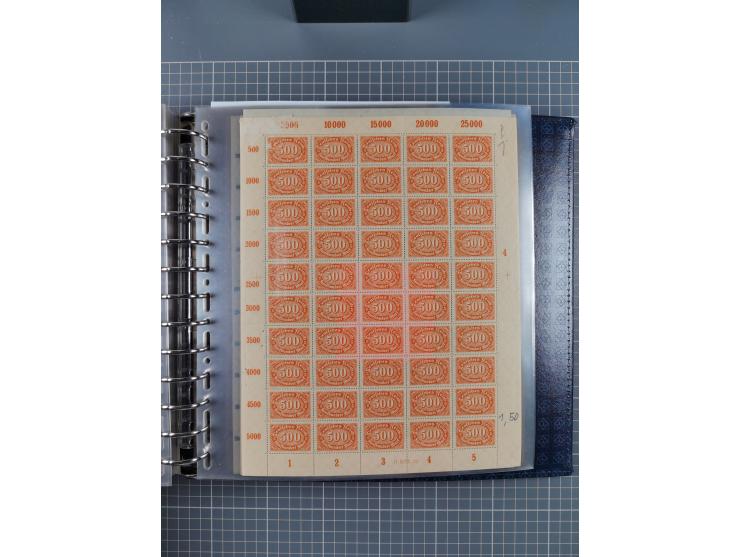 1900/23, reichhaltige und umfangreiche Bogensammlung in 9 Alben, vielfach spezialisiert nach Plattennummern, Farben und Typen