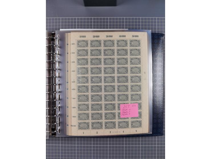 1900/23, reichhaltige und umfangreiche Bogensammlung in 9 Alben, vielfach spezialisiert nach Plattennummern, Farben und Typen