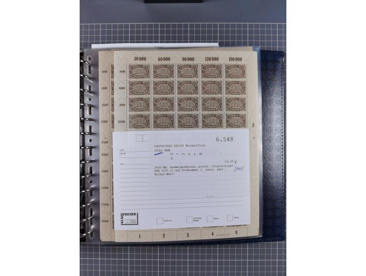 1900/23, reichhaltige und umfangreiche Bogensammlung in 9 Alben, vielfach spezialisiert nach Plattennummern, Farben und Typen