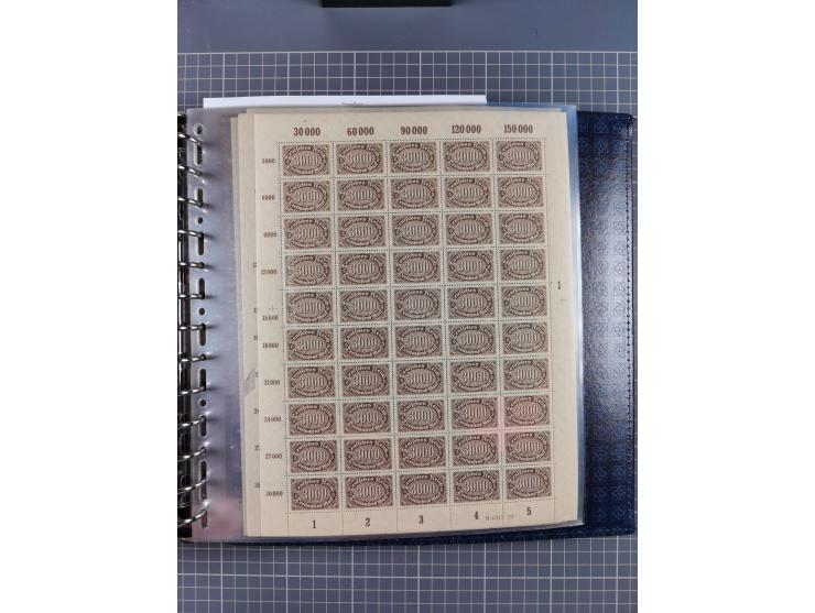 1900/23, reichhaltige und umfangreiche Bogensammlung in 9 Alben, vielfach spezialisiert nach Plattennummern, Farben und Typen