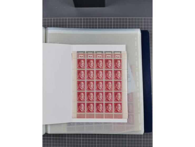 1912/45, kleine Partie Bogen, dabei Mi. I, 110b mit Plattenfehler I, 909-910, Einheitsgeberbogen, etc.