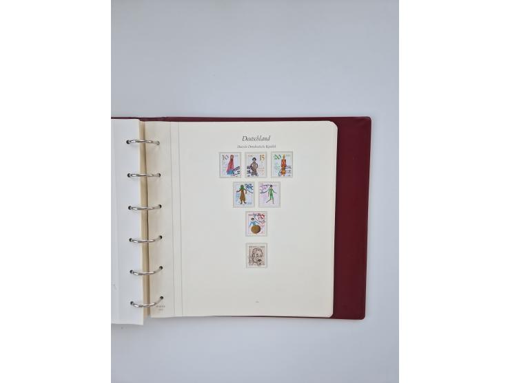 1948/90, in den Hauptnummern augenscheinlich komplette gestempelte Sammlungen Berlin 1948-90 und DDR 1949-90, sowie eine fast